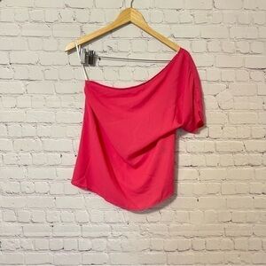 NWT One Shoulder Solid Top 5️⃣✖️3️⃣0️⃣